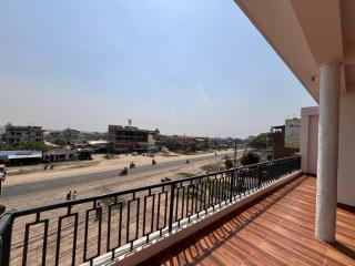 Hotel Atithi Devo Bhava - Lālbhitti - 3