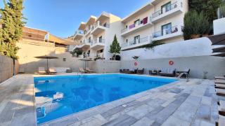 Evita's Resort - Poros - 0