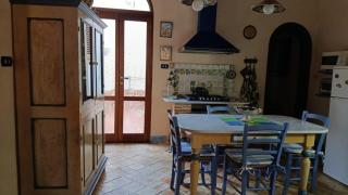 Rustic-style apartment - 5