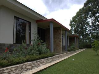 Fafa Hill Hotel and Resort - Bogor - 0
