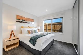 Villa1 New Modern Walk to shops 10min Airport CBD - Warrane - 6