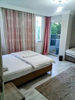 cheap rooms in the forest closest to the airport - Taşoluk - 2