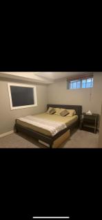 Individual rooms for Hosting - Calgary - 5