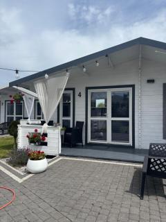 Domki LA MER z własnymi ogródkami- Balia z jacuzzi ,sauna ,rowery, klimatyzacja - Ustka - 9