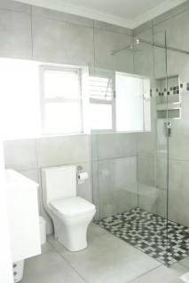 Perna Perna Stunning 3 BR Apartment Sea Views - Durban North - 9