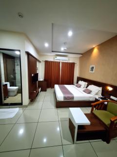 Emperorhotel - Jāmb - 2