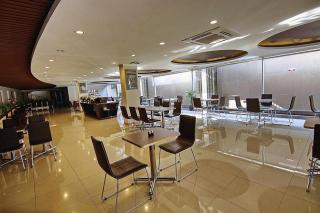 Raffleshom Hotel - Bandung - 5