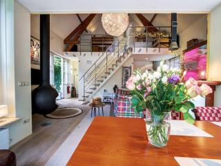 Picturesque Holiday Home in Oldenzaal with Jacuzzi - Oldenzaal - 4