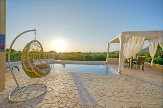 Koukis Villa With Sea View - 9