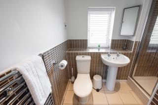 Quiet Location-Fast WiFi -King Beds - Pet Friendly - Colchester - 9