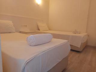 Tosunpaşa Hookah Lounge Kafe Restroran ve Turizm Otelcilik - Bodrum - 1