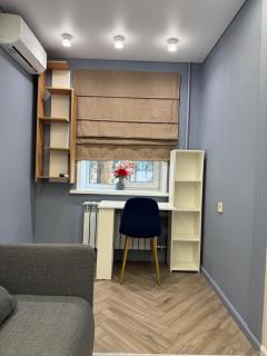 Designer apartment opposite the Airport - Zhezdi - 1