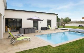 Nice Home In Saint-Pabu - 3