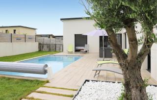 Nice Home In Saint-Pabu - 1