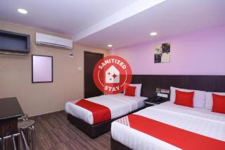 OYO 89775 98Inn - Miri - 0