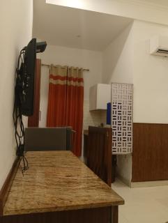 Premium Hotel Near Medicity Sector 38 - Gurgaon - 0