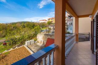 Apartments in Crikvenica 5165 - 5