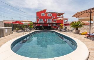 Beautiful Home In Turanj - Turanj - 6