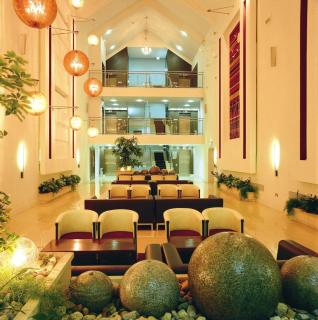 Cavan Crystal Hotel - Cavan - 8