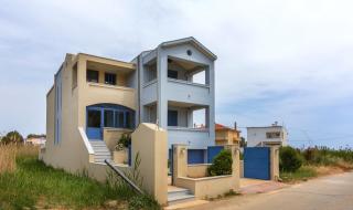 Fani's Komi Apartments - 4