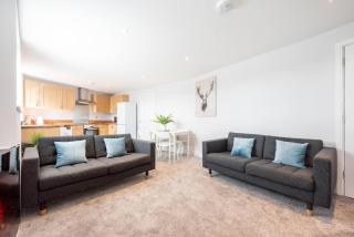 Two Bed, Two bath, Apartment with Parking Space - Colchester - 3