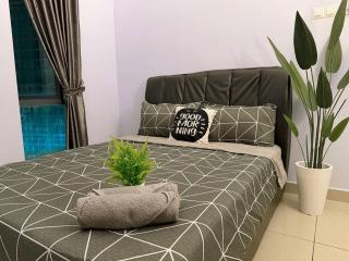 Stylish Luxury Two Bedrooms Condo 1-6pax at D Secret Garden - Johor Bahru-Mid Valley-Paradigm Mall-Dato Onn-Setia Tropika-Kempas-UTM - Johor Bahru - 7