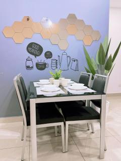 Stylish Luxury Two Bedrooms Condo 1-6pax at D Secret Garden - Johor Bahru-Mid Valley-Paradigm Mall-Dato Onn-Setia Tropika-Kempas-UTM - Johor Bahru - 1