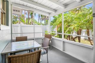 A Place in Paradise Unit B - Anna Maria - 7