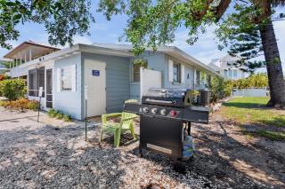 A Place in Paradise Unit A - Anna Maria - 6