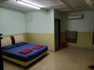 Villa Warisan Homestay - - 0