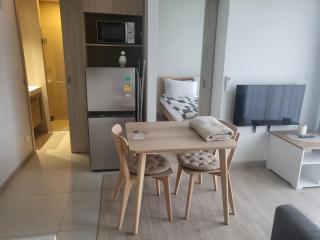 Sky Park Laguna Residences F5 - - 2