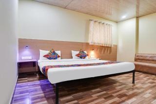 Hotel Royal Near Laxmi Nagar V3S MALL - New Delhi - 4
