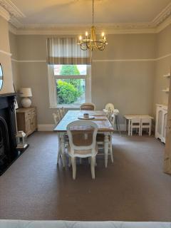 SPACIOUS & STYLISH 5-BEDROOM TOWNHOUSE IN DESIRABLE PEVERELL PLYMOUTH - Plymouth - 9