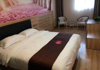 Thank Inn Plus Hotel Shandong Jining High-tech District Huangtun Plaza Commercial Building - Jining - 3