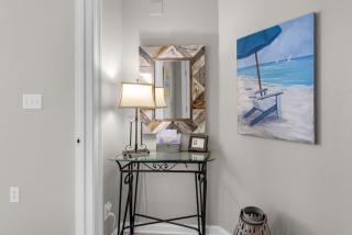 The Pearl 1201 - 4