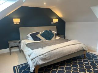 Central 3 bedroom apartment with superking and king beds - Bognor Regis - 9