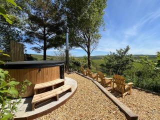 Whitebeam, Moor and Sea Holidays, beautiful views over Exmoor - 9