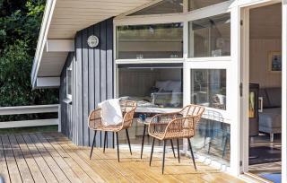 Stunning Home In Humble With Wifi - 4