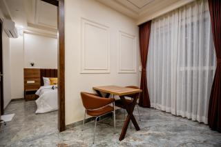 Lime Tree 1BHK Service Apartment Near Artemis Hospital Sector 52 Gurgaon - Gurgaon - 9