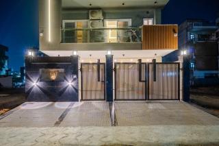 Lime Tree 1BHK Service Apartment Near Artemis Hospital Sector 52 Gurgaon - Gurgaon - 6