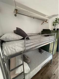 Industrial Charm Apt, Prime Location - St. Paul's Bay - 3