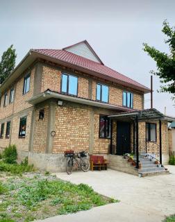 Usman Guest house - Kazarman - 2