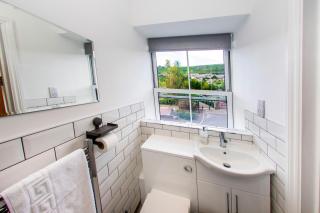 The Cresselly Inn - Mountain Ash - 2