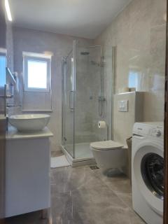 APARTMENTS JELENA 1,2,3,4 & 5 SUPETAR - free parking - 3