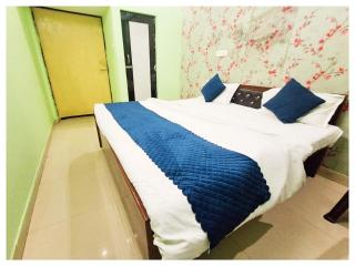 Kashi Vishwanath Temple 2 Km From The Royal Inn New - 5