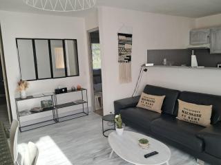 La maison de Manon, 4-5personnes, 75m2, centre village avec piscine privée - 9