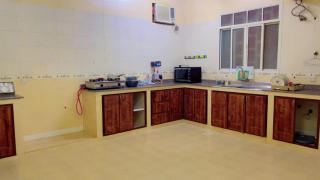 Apartment in a house with other rooms for rent - Salalah - 8