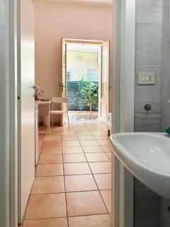 Holihome Room Eight - 1