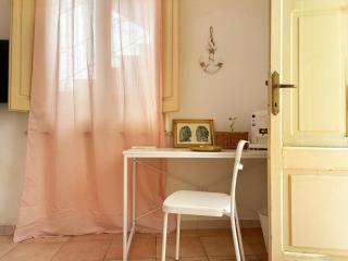 Holihome Room Eight - 2