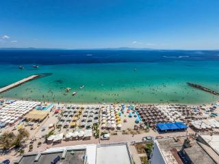 Poseidon Edge by RentalsPro - Kallithea Halkidiki - 3